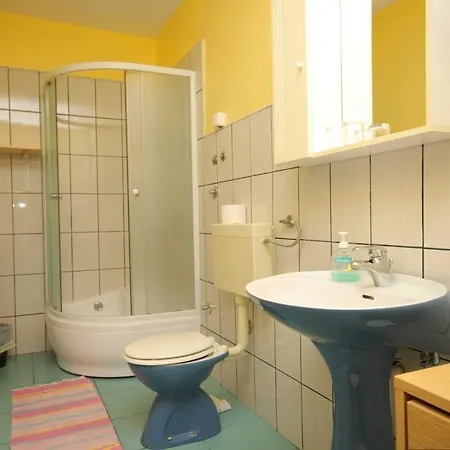 Double 2495a Pensiune Mali Lošinj