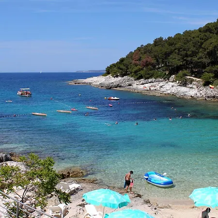 Double 2495a 3* Mali Losinj